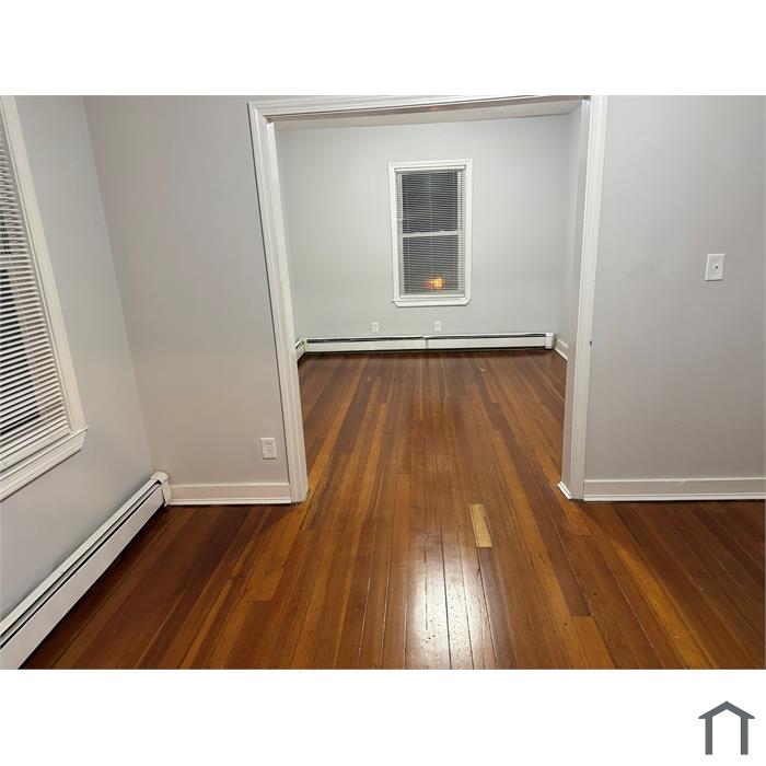 11 Jones St